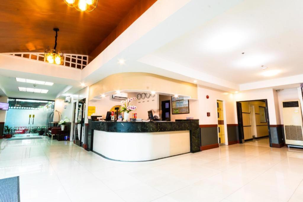 Hotel Sogo Sta Mesa Manille Extérieur photo
